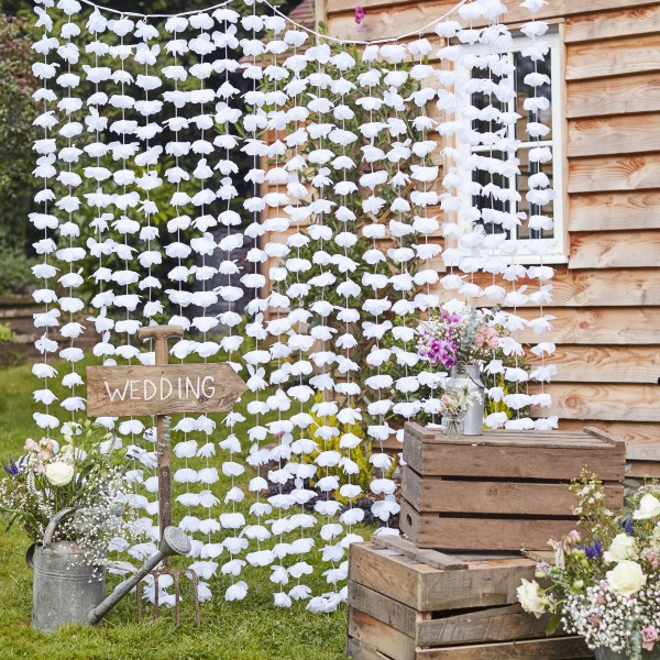 1 Backdrop - Floral Photobooth - White
